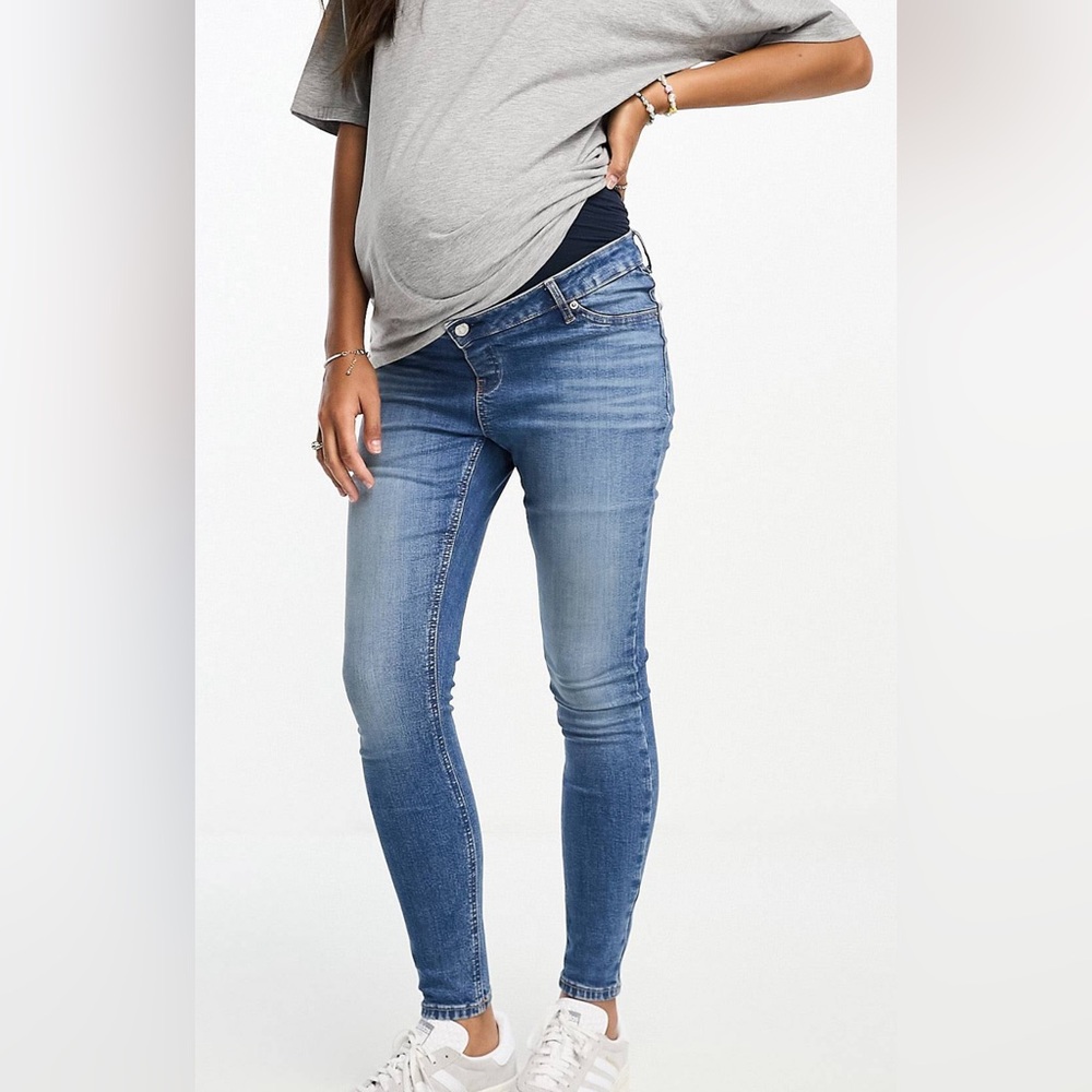 Ultimate Maternity Skinny Jeans with over bump 12